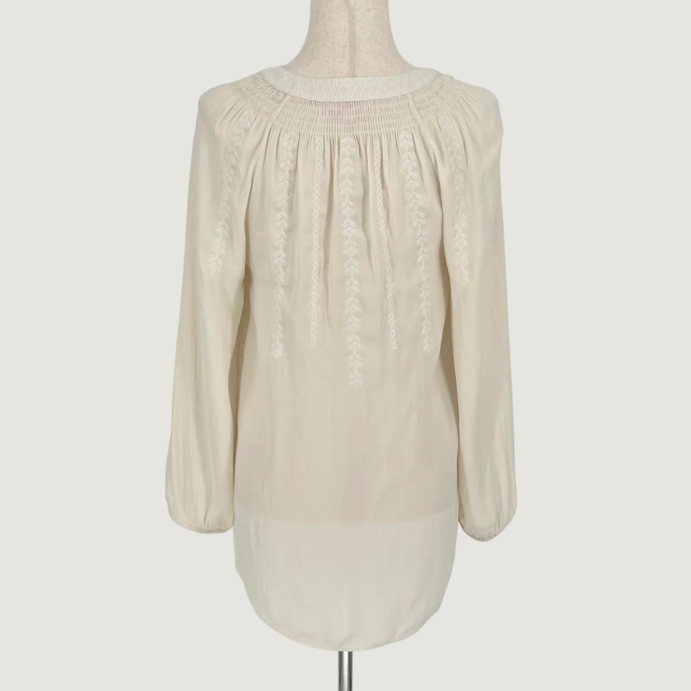 Lilly Pulitzer Women Embroidered Smocked Boho Peasant Blouse Size S Cream Resort - Picture 2 of 13